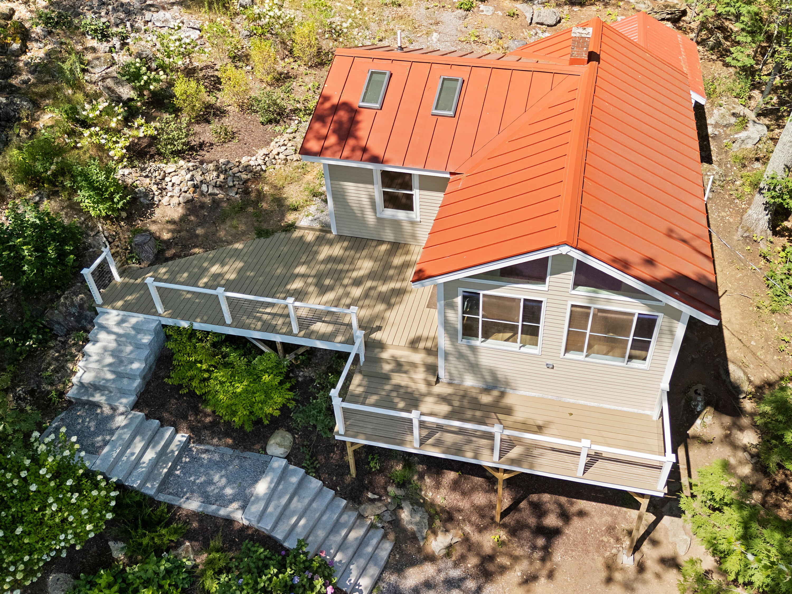 161 Molyneaux Road Camden ME 04843