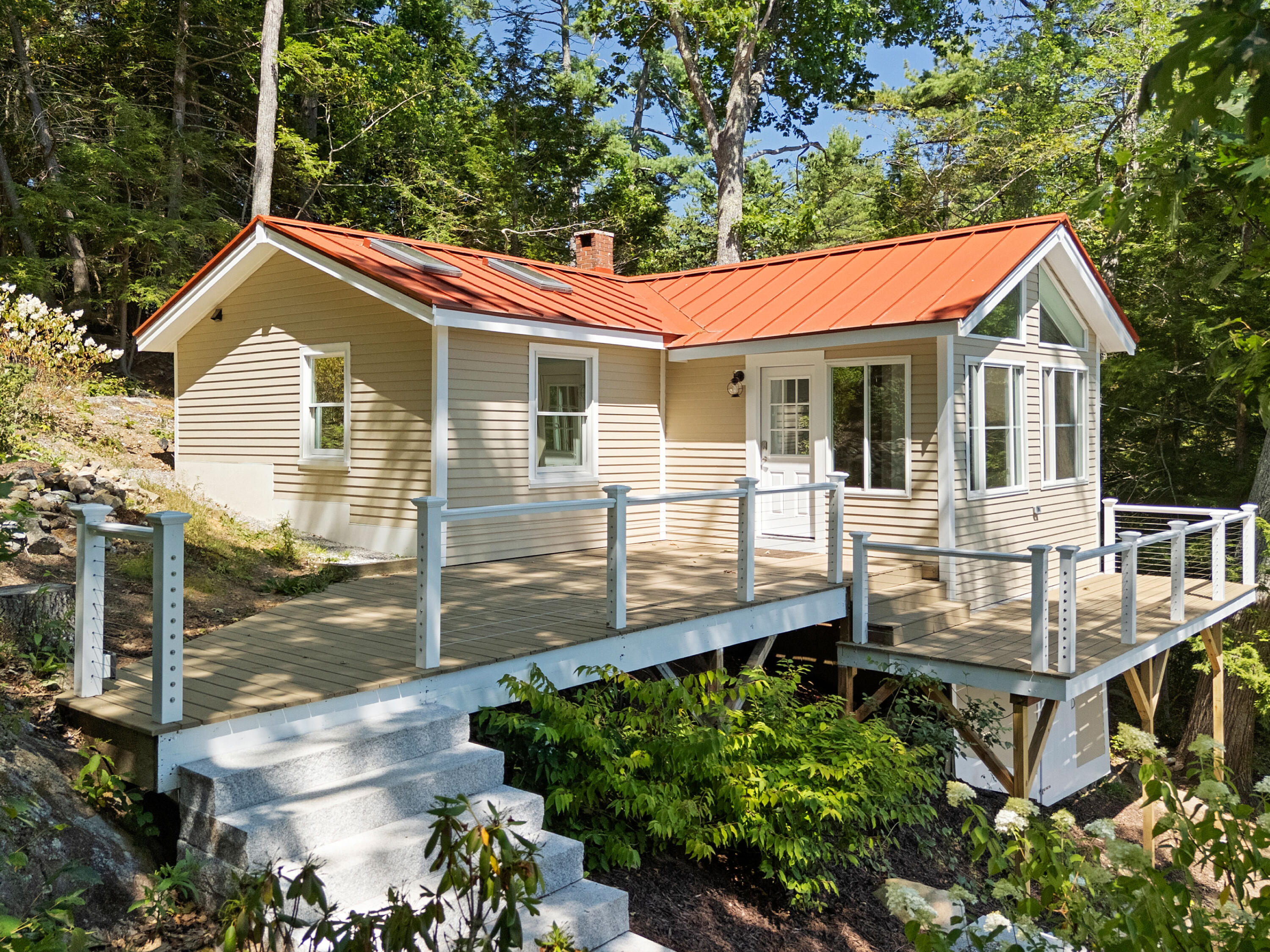 161 Molyneaux Road Camden ME 04843