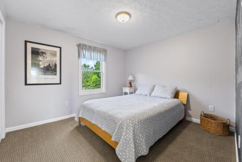 19 Dundee Road Gorham ME 04038