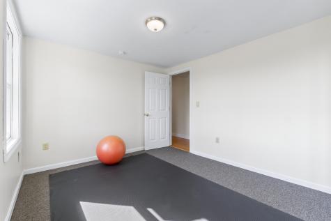 19 Dundee Road Gorham ME 04038