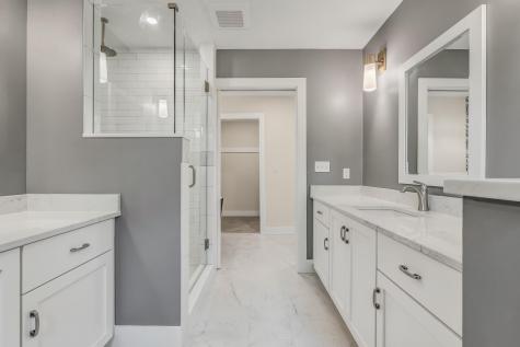 82 Falcon Lane Lamoine ME 04605