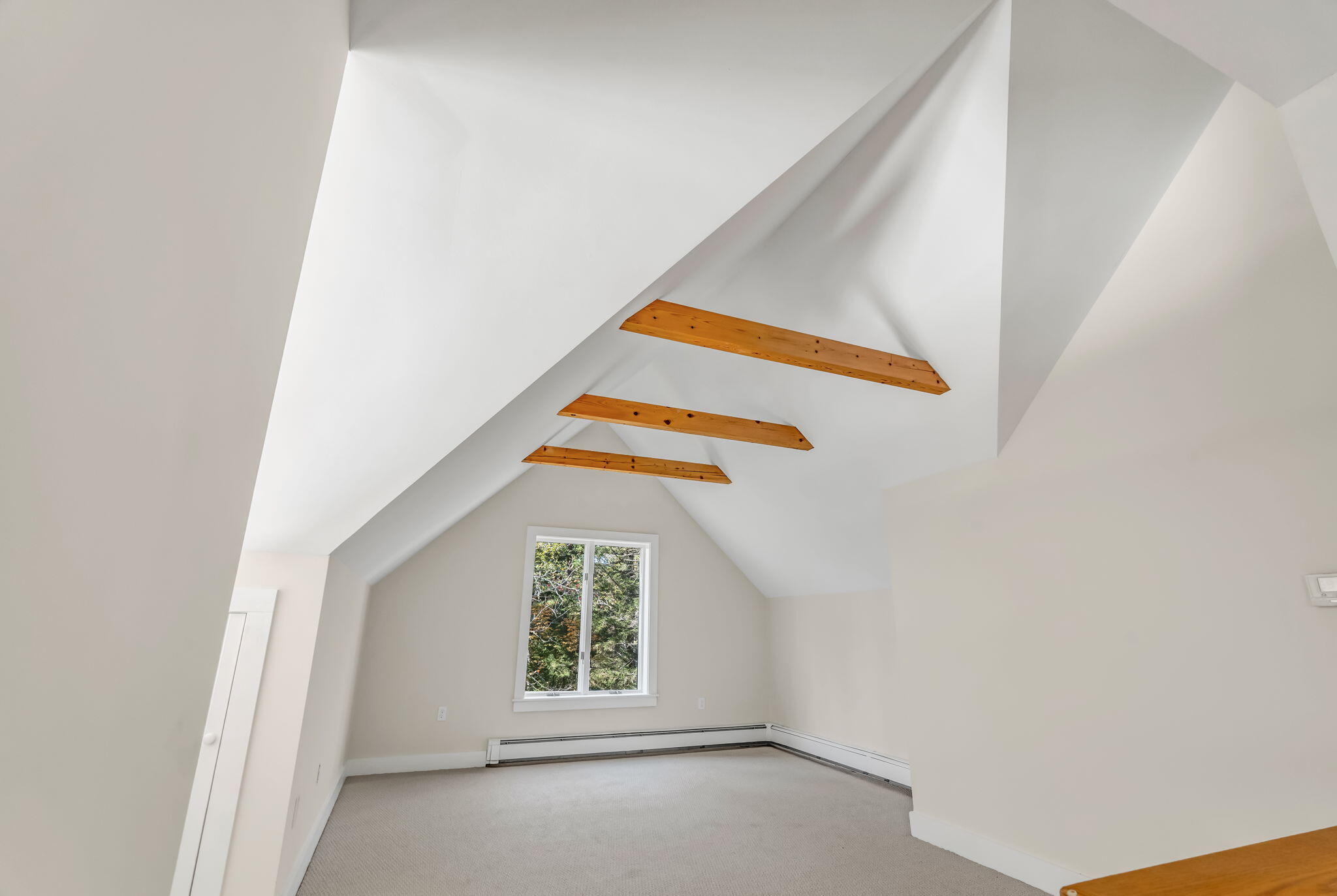 82 Falcon Lane Lamoine ME 04605