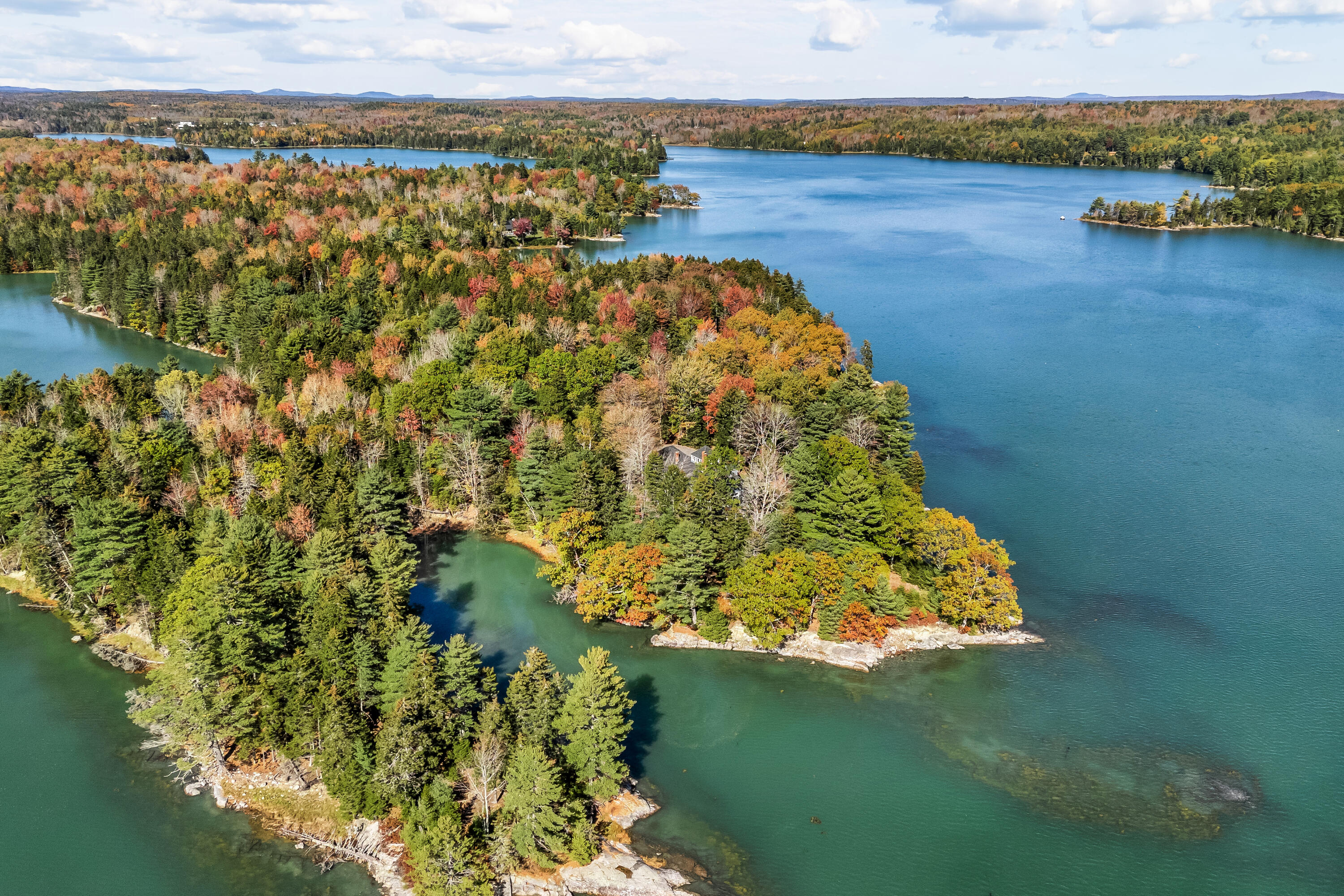 82 Falcon Lane Lamoine ME 04605