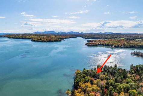 82 Falcon Lane Lamoine ME 04605