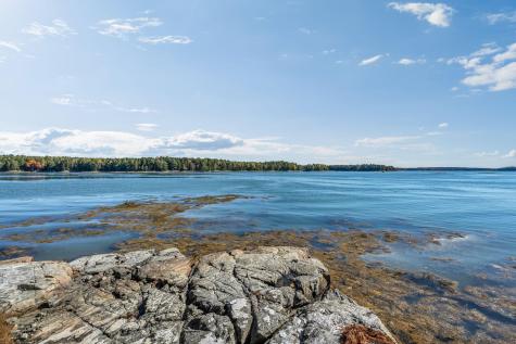 82 Falcon Lane Lamoine ME 04605