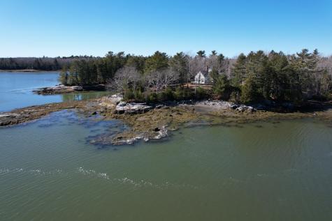 82 Falcon Lane Lamoine ME 04605