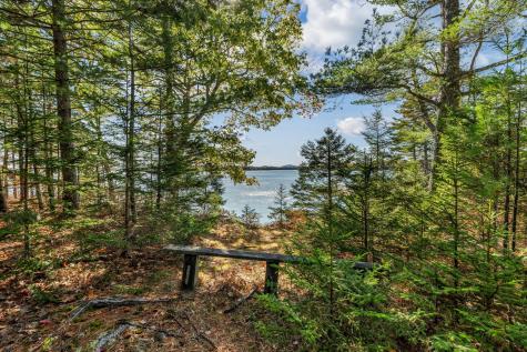 82 Falcon Lane Lamoine ME 04605