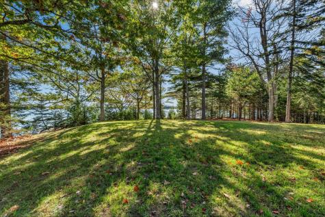 82 Falcon Lane Lamoine ME 04605