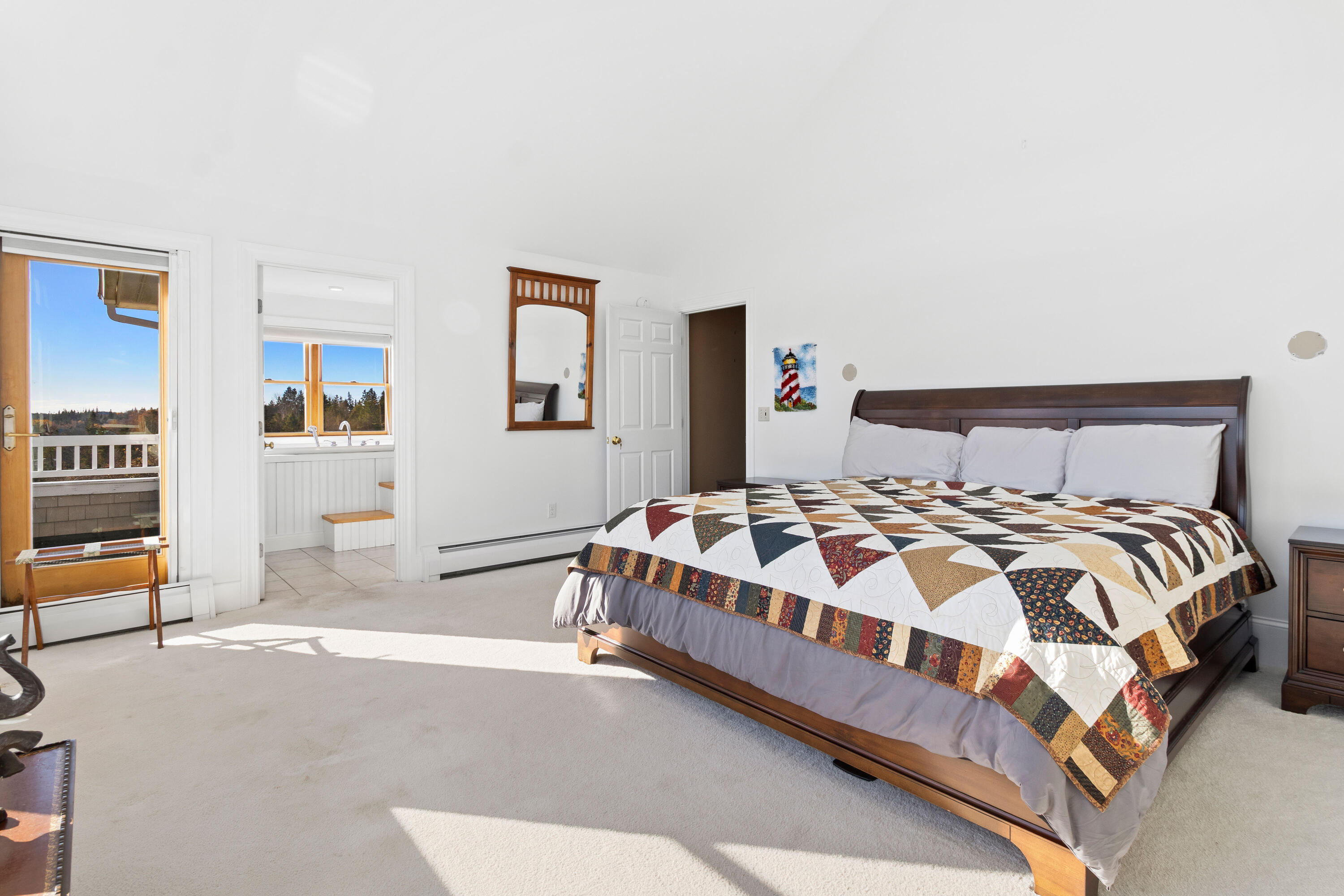 38 W. Main W Main Street Vinalhaven ME 04863