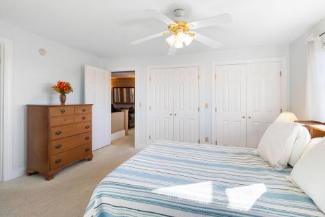 38 W. Main W Main Street Vinalhaven ME 04863