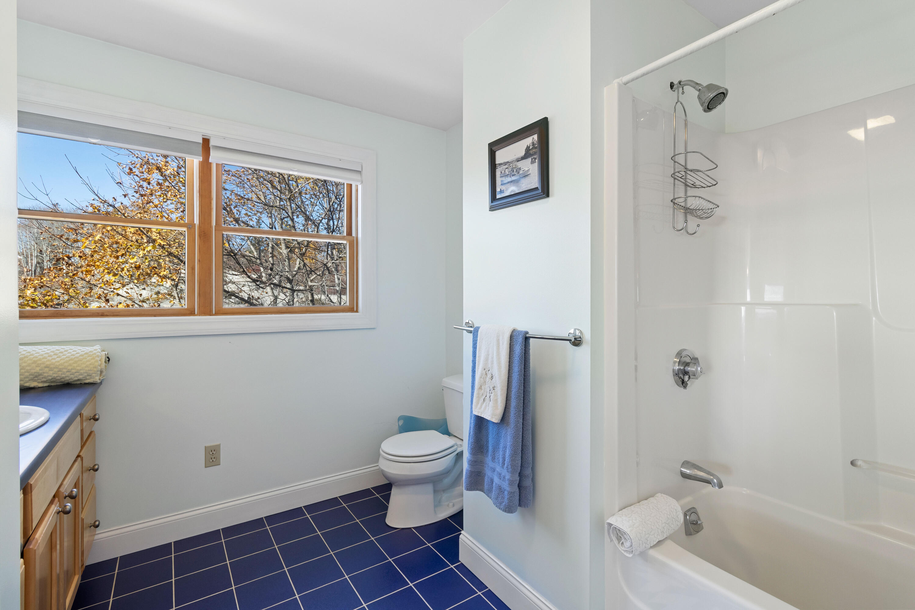 38 W. Main W Main Street Vinalhaven ME 04863