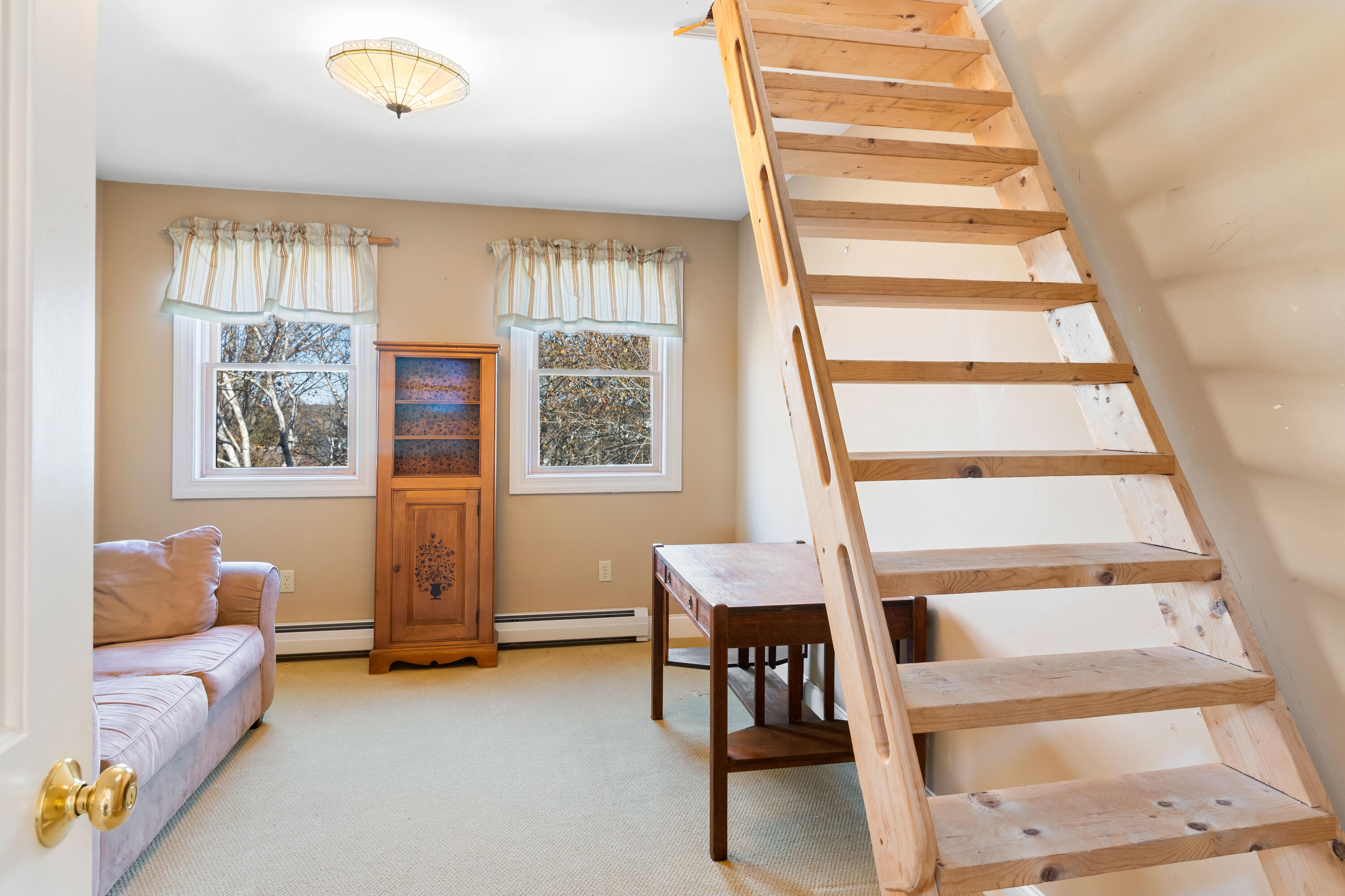 38 W. Main W Main Street Vinalhaven ME 04863