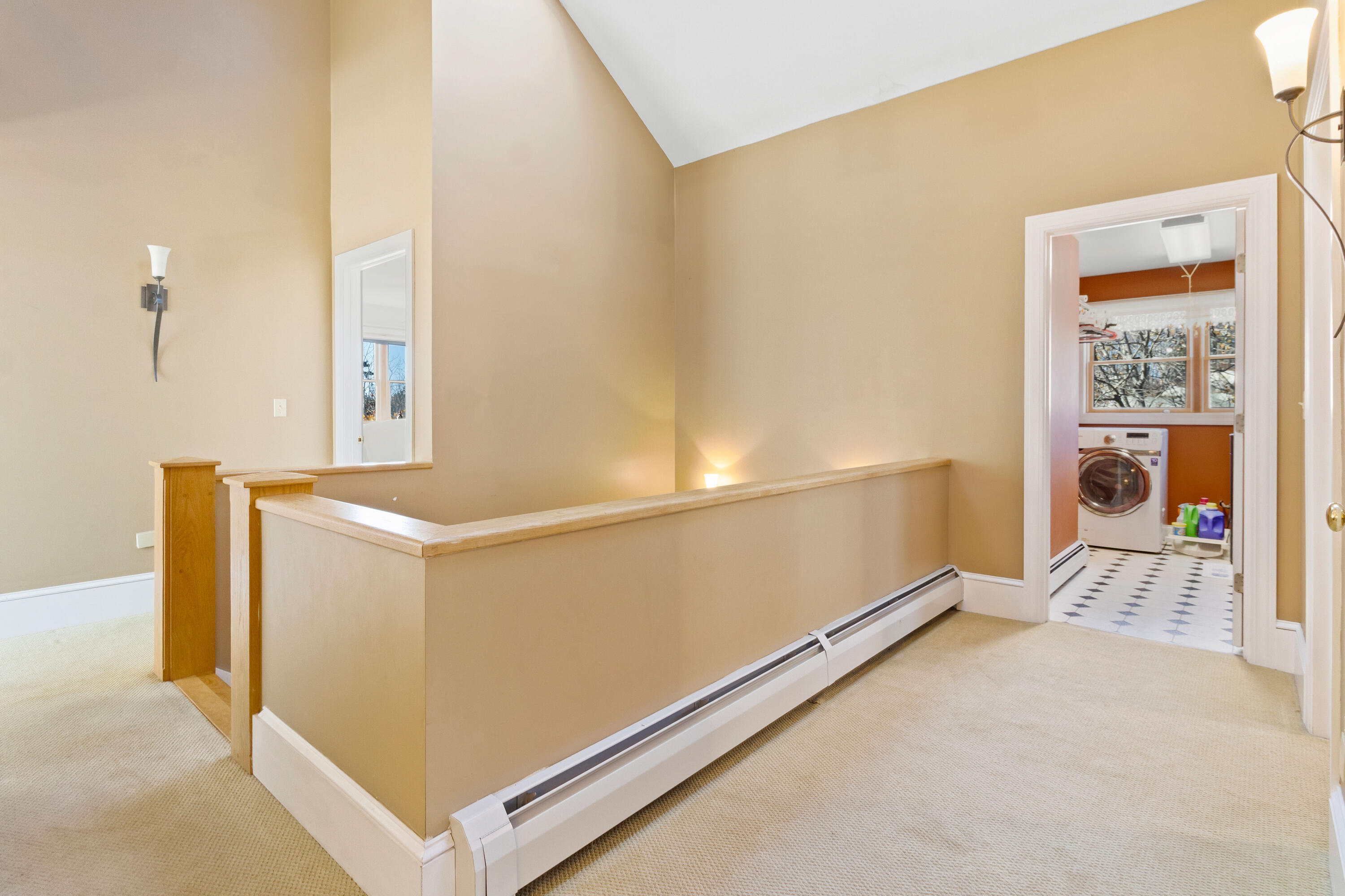 38 W. Main W Main Street Vinalhaven ME 04863