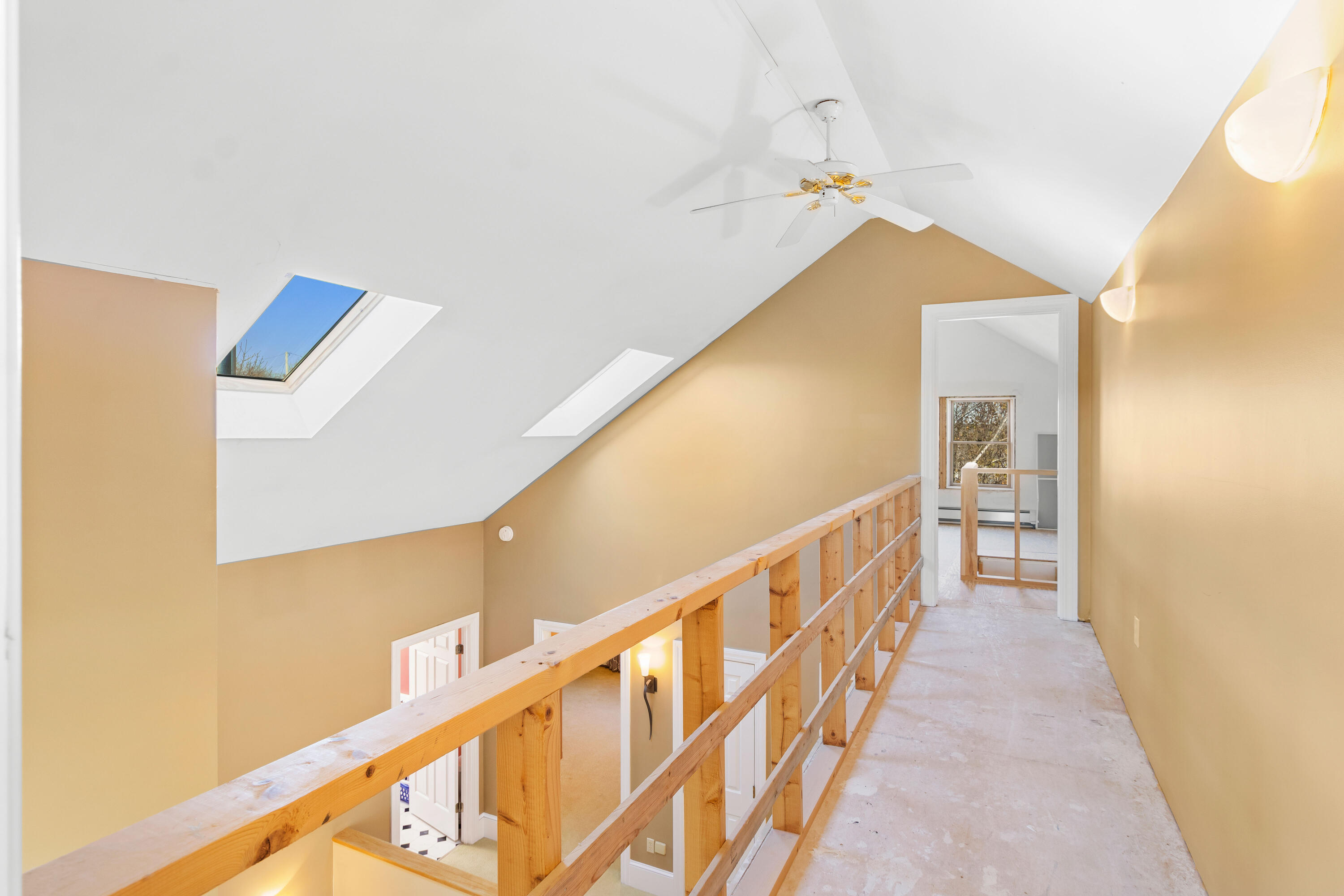 38 W. Main W Main Street Vinalhaven ME 04863