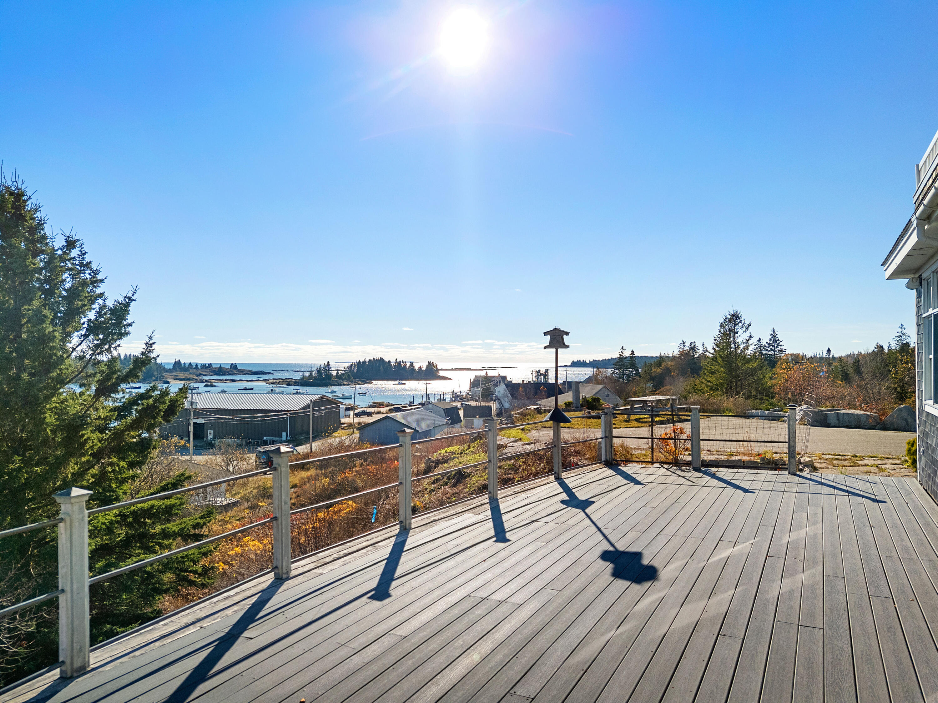 38 W. Main W Main Street Vinalhaven ME 04863