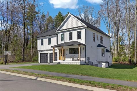 29 Dylan Drive Scarborough ME 04074