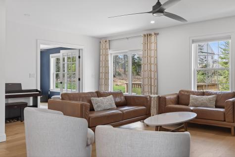 29 Dylan Drive Scarborough ME 04074