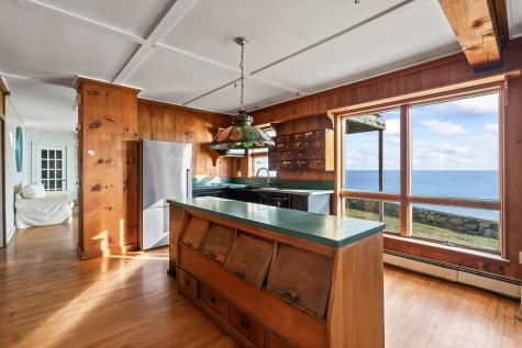 81 Nubble Road York ME 03909