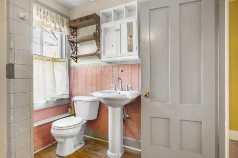 576 Back River Road Boothbay ME 04537