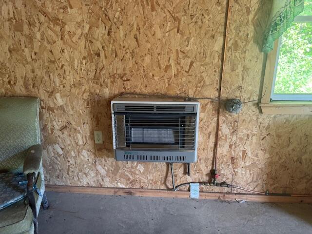 3-5 Gravy Lane Bradford ME 04410