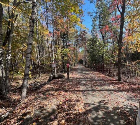 3-5 Gravy Lane Bradford ME 04410