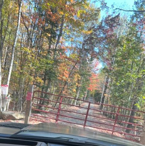 3-5 Gravy Lane Bradford ME 04410