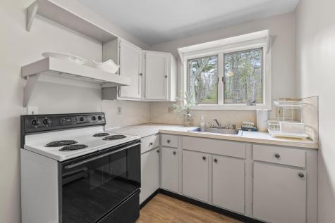 176 Shore Road York ME 03902