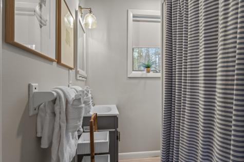 176 Shore Road York ME 03902