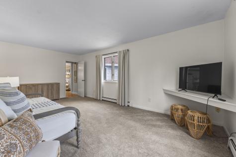 176 Shore Road York ME 03902