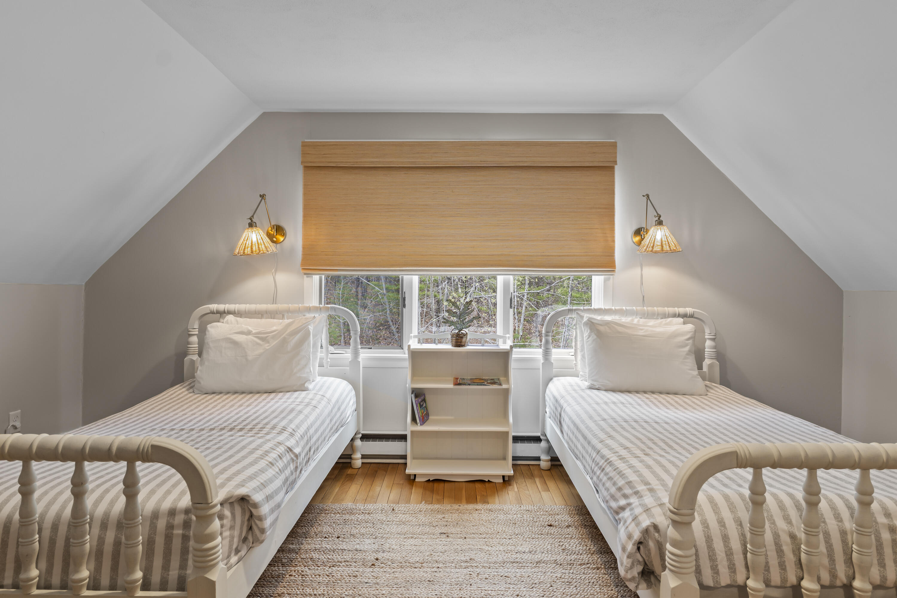 176 Shore Road York ME 03902