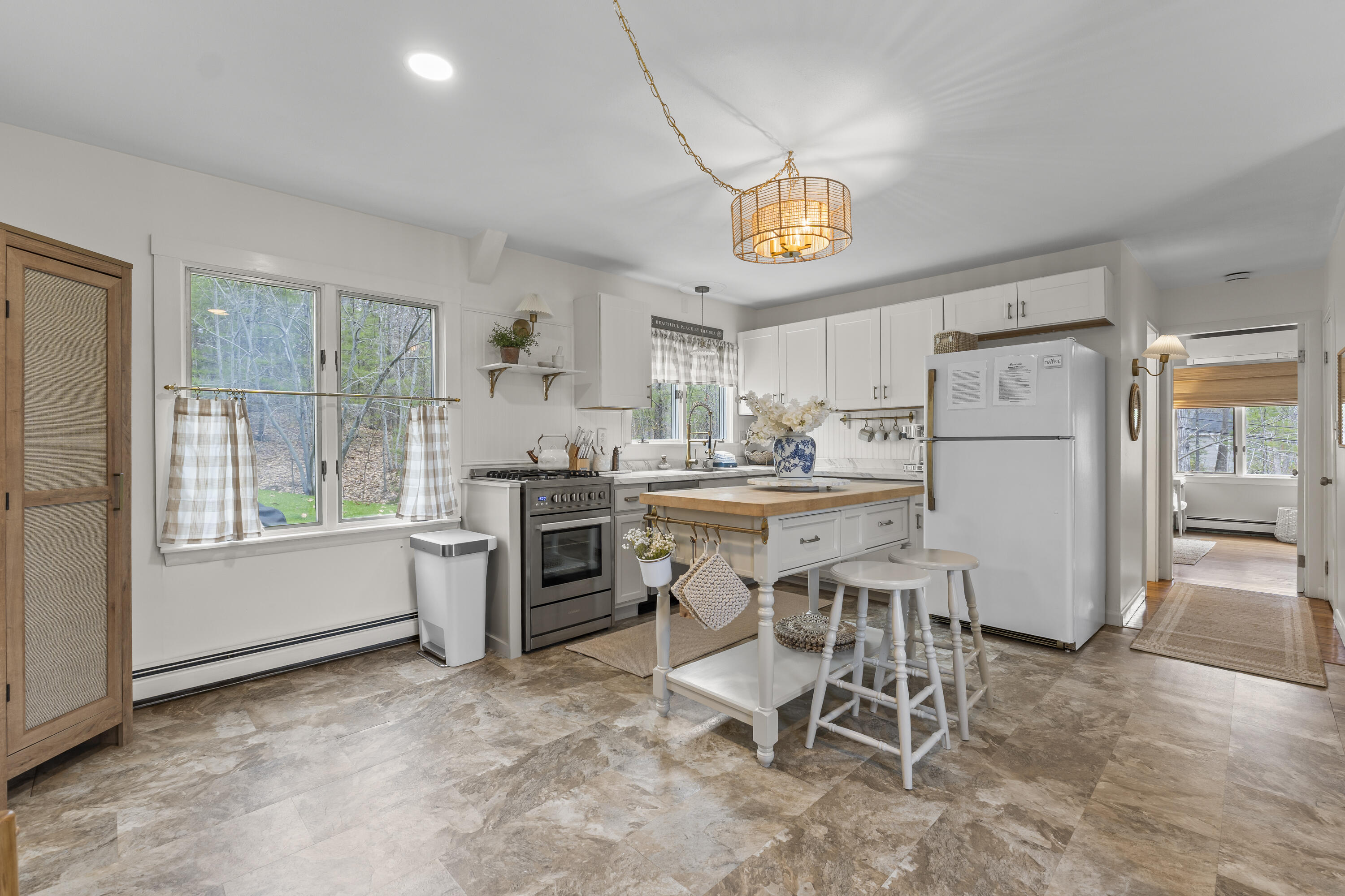 176 Shore Road York ME 03902