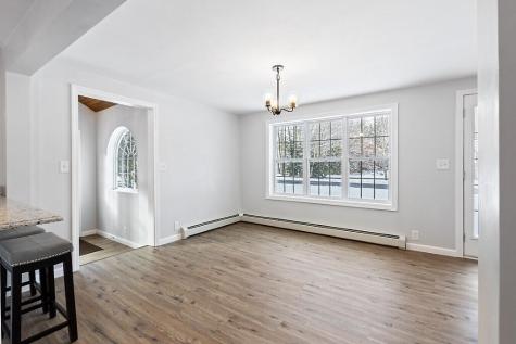 27 Common Road Dixfield ME 04224