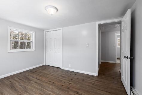 27 Common Road Dixfield ME 04224