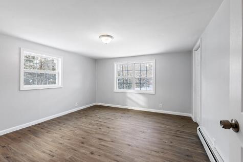 27 Common Road Dixfield ME 04224