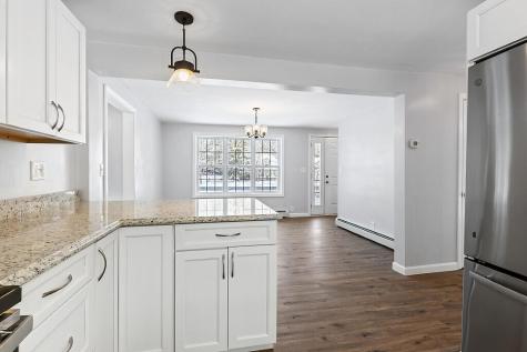 27 Common Road Dixfield ME 04224