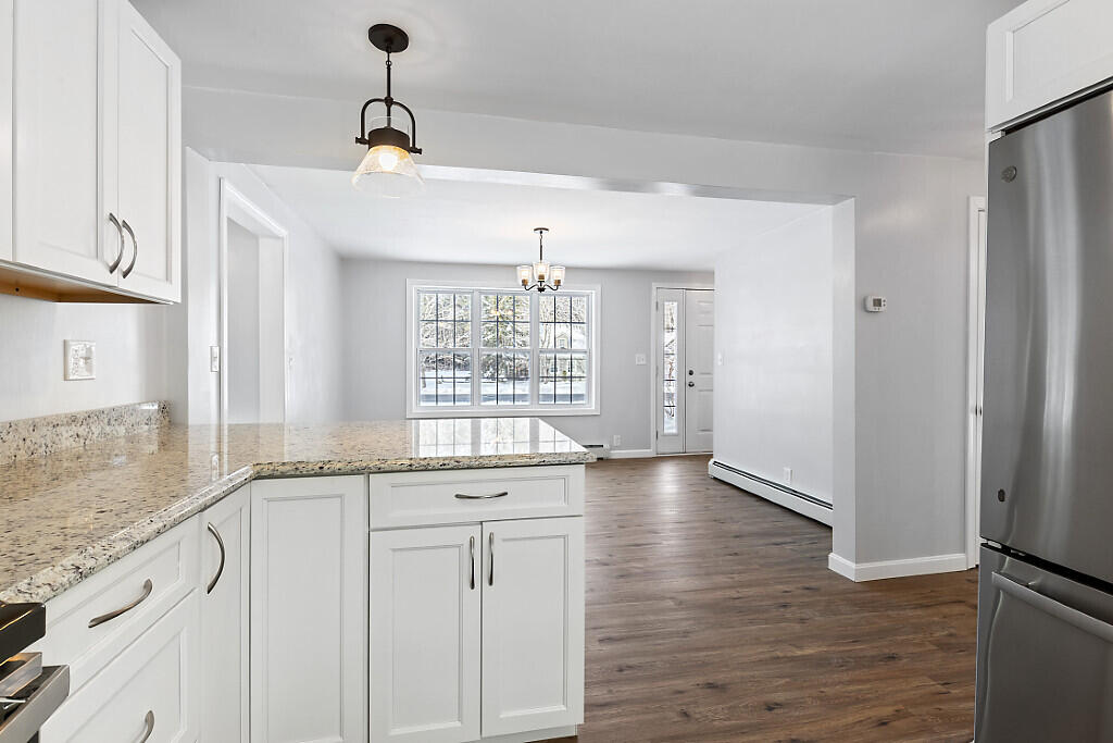 27 Common Road Dixfield ME 04224