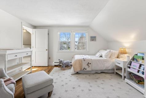 24 Johnson Road Falmouth ME 04105