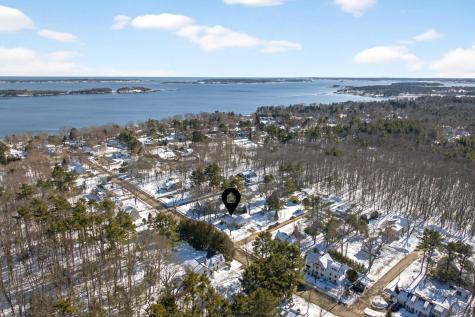 24 Johnson Road Falmouth ME 04105