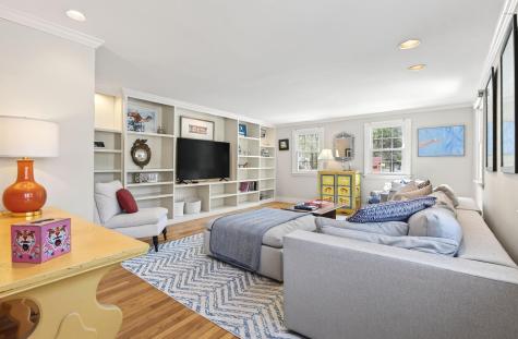 24 Johnson Road Falmouth ME 04105