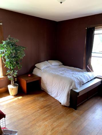 61 Tenth Street Auburn ME 04210
