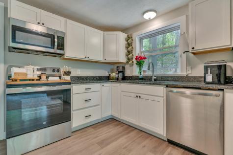 88 Ridgeway Circle Waterboro ME 04061