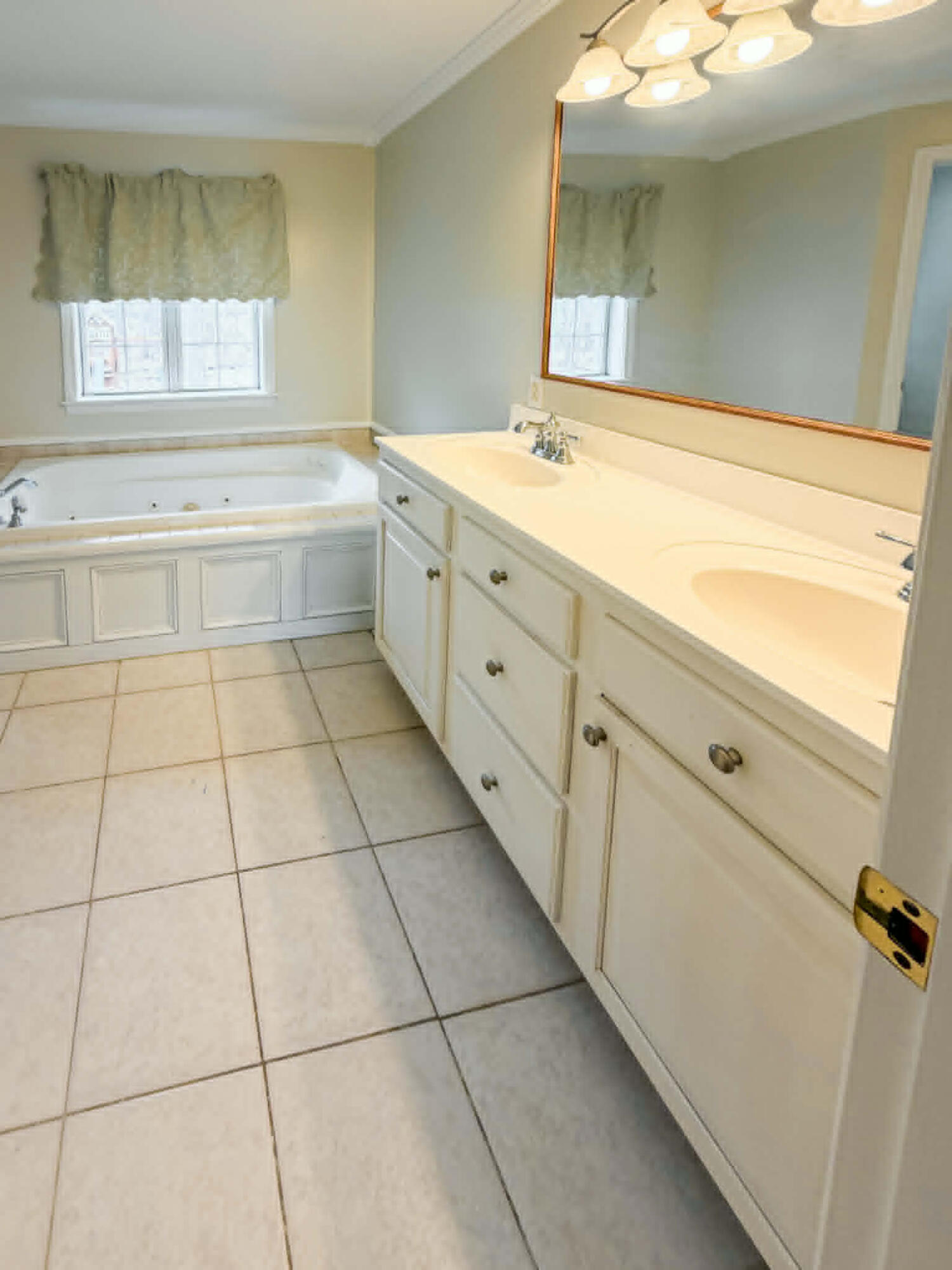 125 Ridgeview Drive Veazie ME 04401