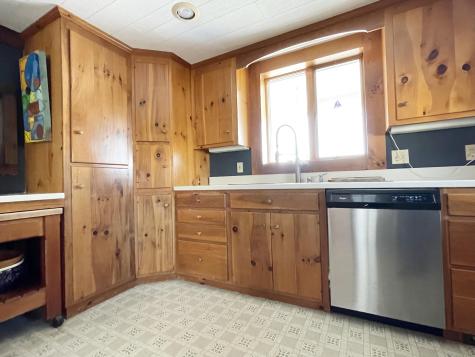 27 Clamshell Alley Vinalhaven ME 04863