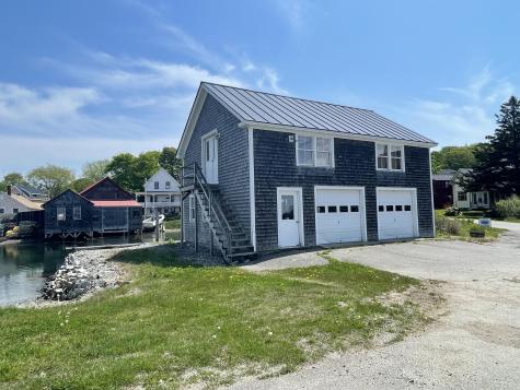 27 Clamshell Alley Vinalhaven ME 04863