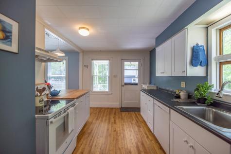 11 Ardmore Street Portland ME 04103