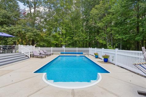 8 Constitution Road Kennebunk ME 04043