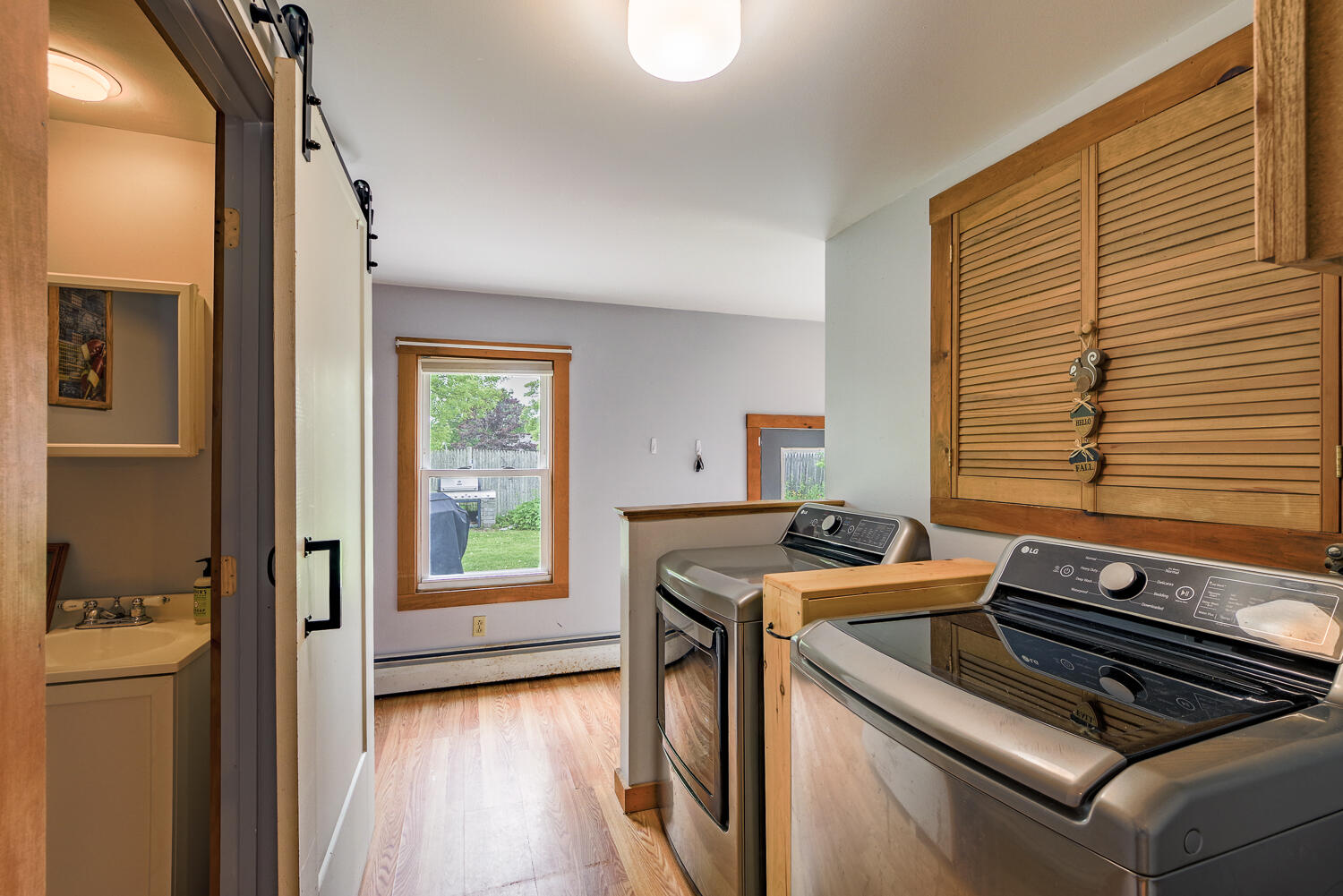 16 Lawn Avenue Rockland ME 04841