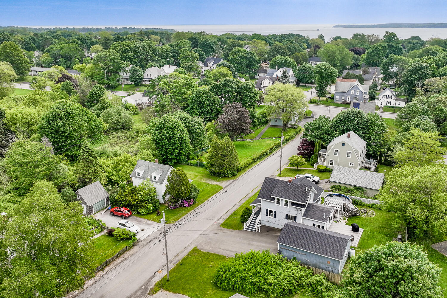 16 Lawn Avenue Rockland ME 04841