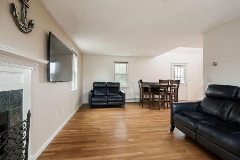 17 Greenacre Drive York ME 03909