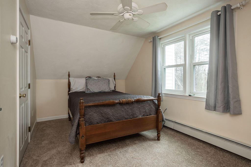 17 Greenacre Drive York ME 03909